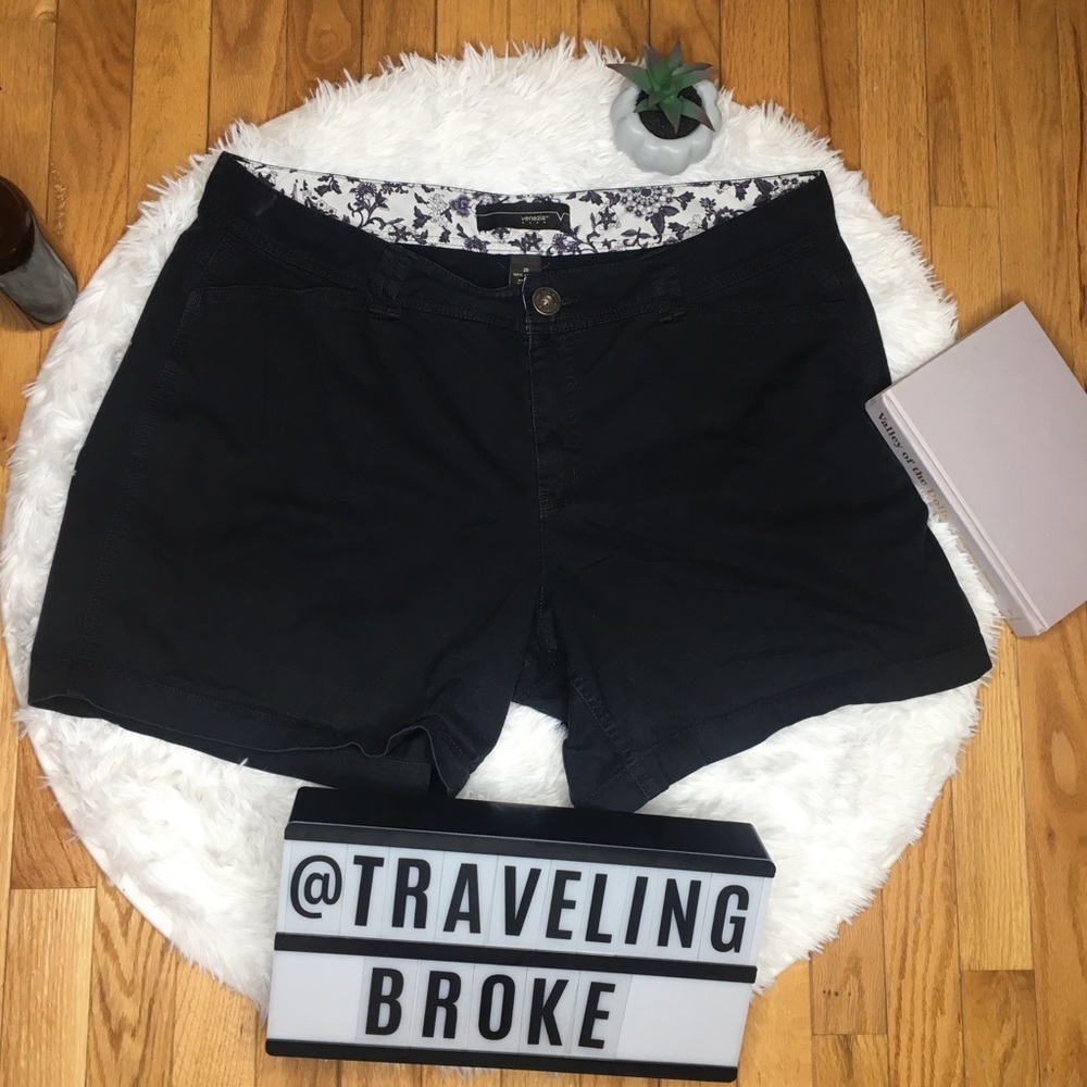Venezia Black Carpenter Shorts